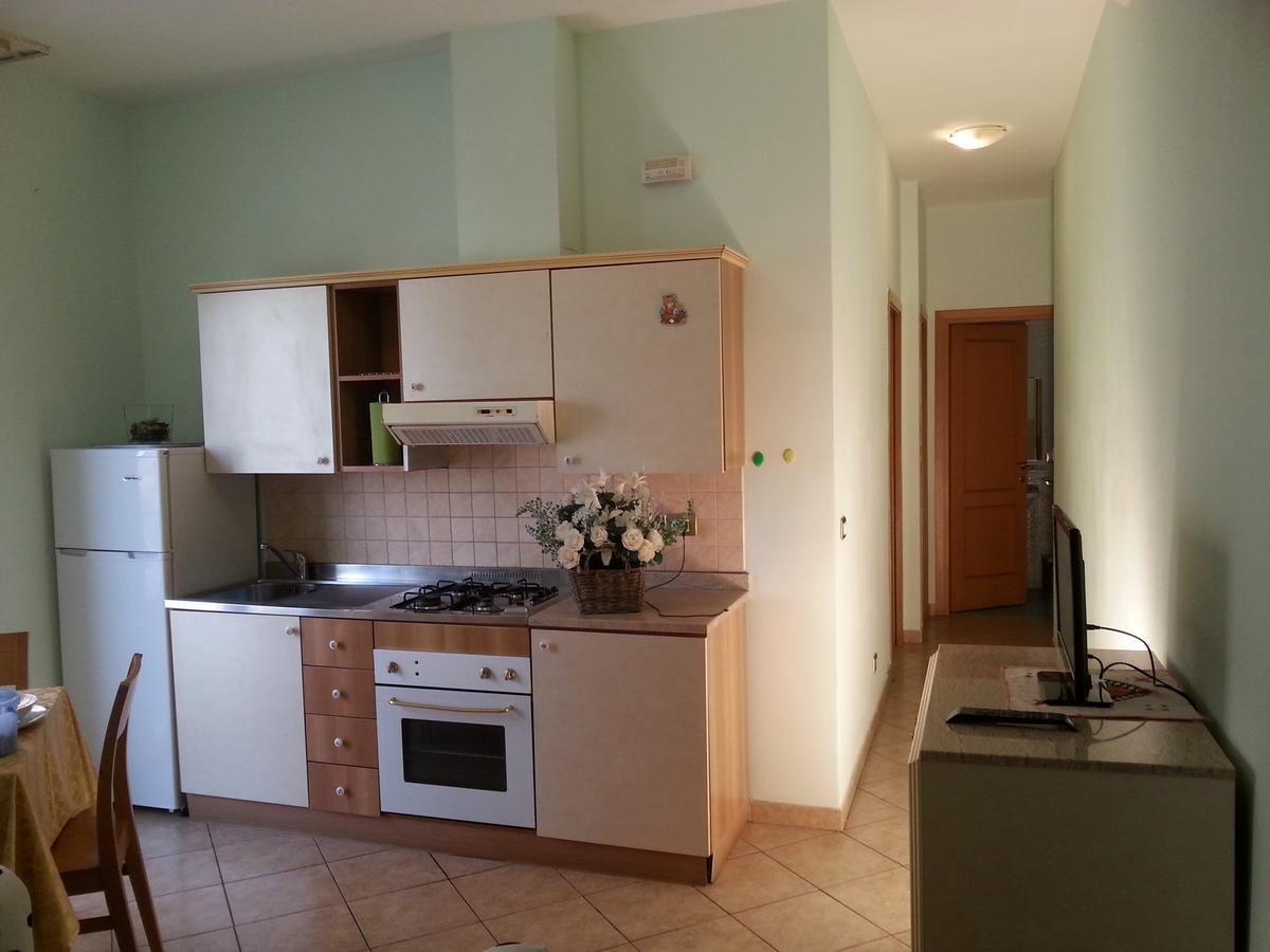 Aparthotel Residenza Melucci Rimini Exterior foto